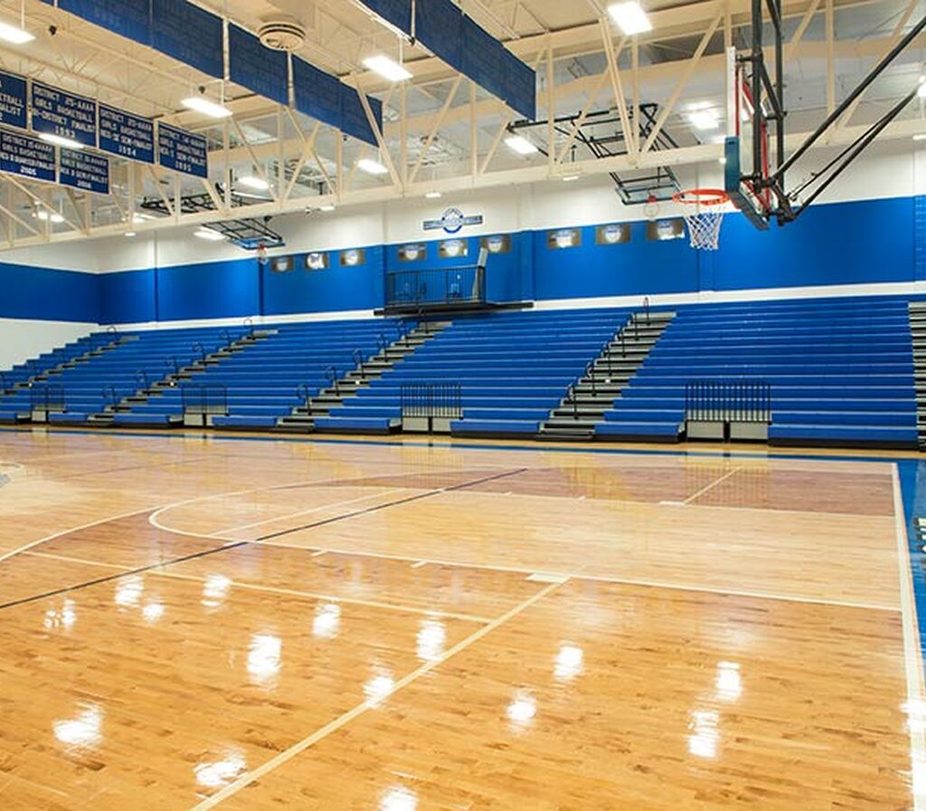 Georgetown High School gymnasium with model 4500 telescoping stands ...