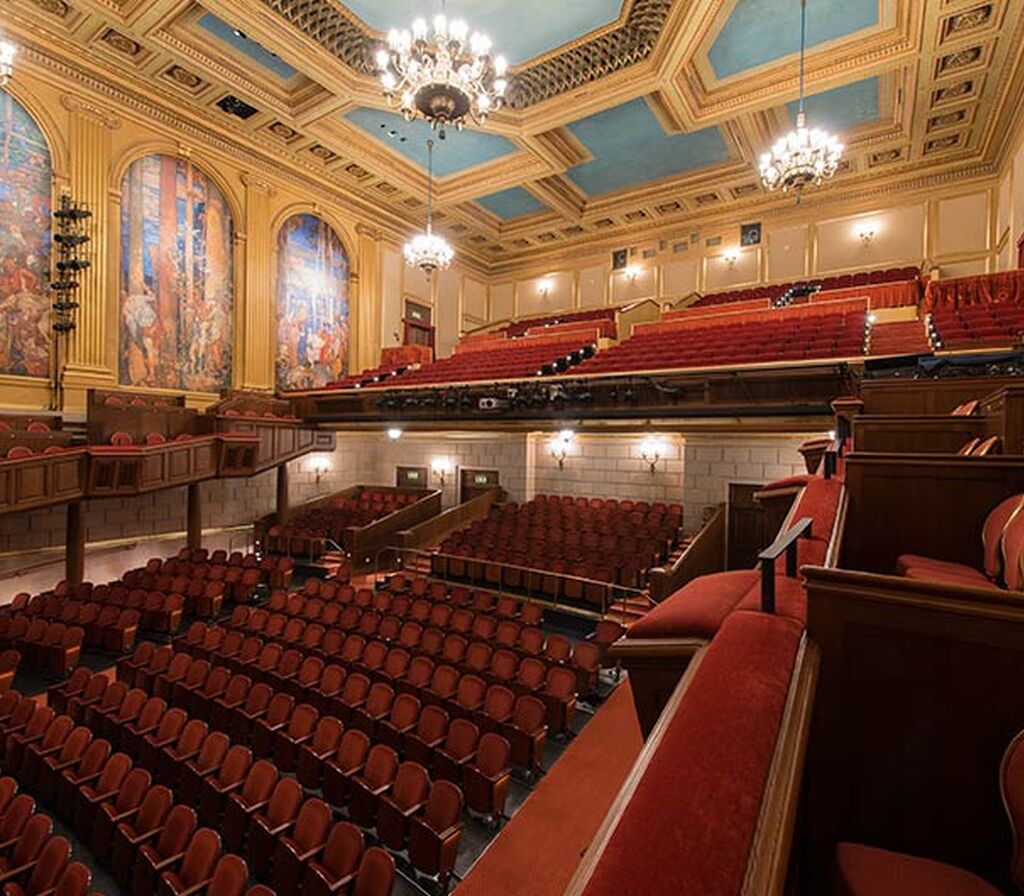 War Memorial Herbst Theatre with model 29.6.163.12 Rialto performing ...