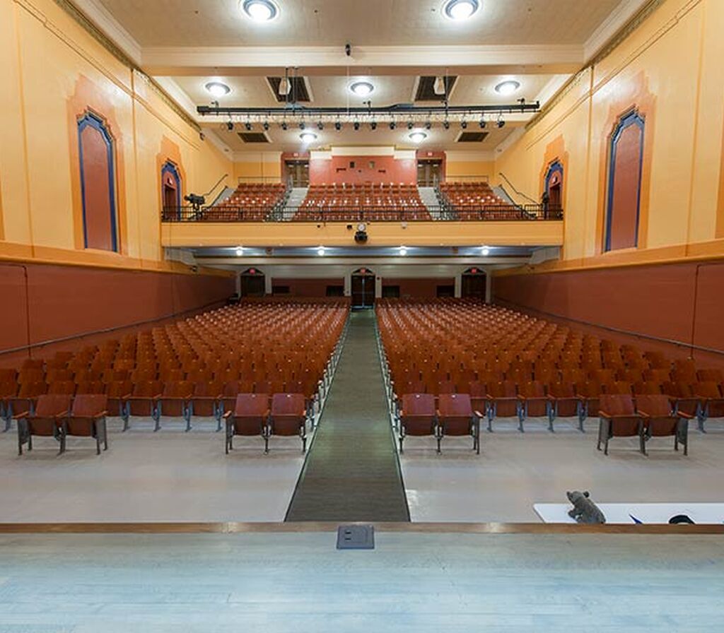 Ramsey Middle School with theater seating model 1.14.163.4 Crusader ...